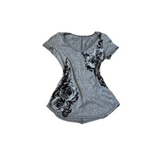 Y2K style Maurices Grey Rose Tattoo Graphic T Shirt Top‎ Women's Size Small